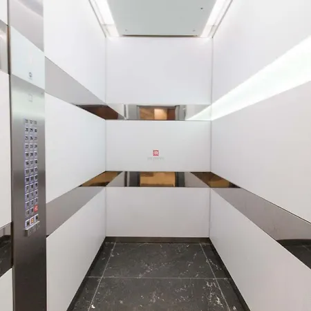 Διαμέρισμα Sag 28 Floor Panrama Free Parking Free Wifi Μπρατισλάβα