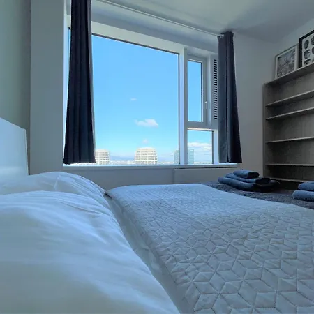 Sag 28 Floor Panrama Free Parking Free Wifi * Μπρατισλάβα