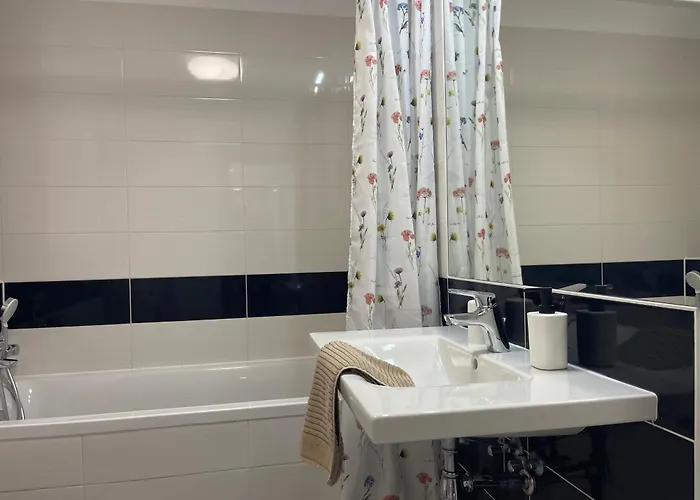 Sag 28 Floor Panrama Free Parking Free Wifi Apartment *